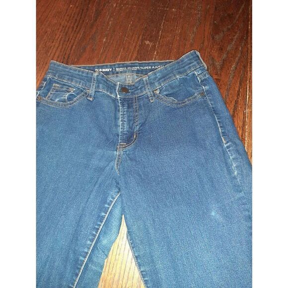 Size 4 Old Navy Mid Rise Super Skinny Denim Blue Jeans with Pockets Belt Loops - Picture 5 of 9